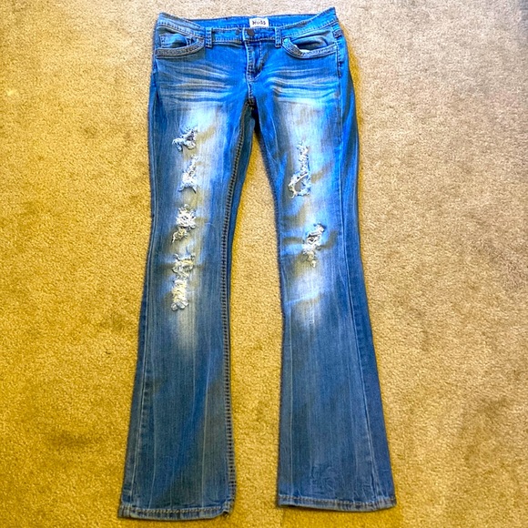Women's Mudd Distressed Jeans - Sz 5 - Picture 2 of 7